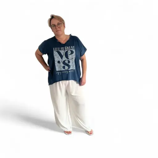 T-Shirt "Live Is Great"